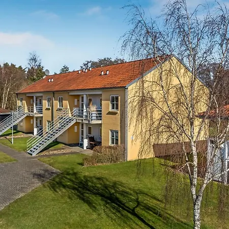 Apartment Jyrki - 100m From The Sea In Ne Jutland By Interhome Hals